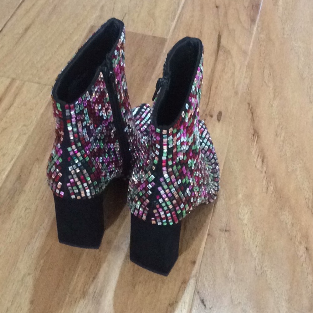 Wild Pair Booties - Picture 10 of 12